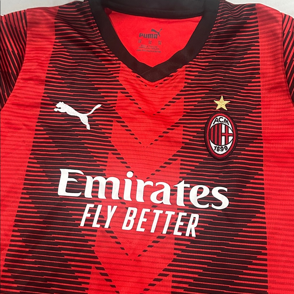 Puma Kids Black and Red Soccer Jersey size 10-12 - Picture 2 of 6